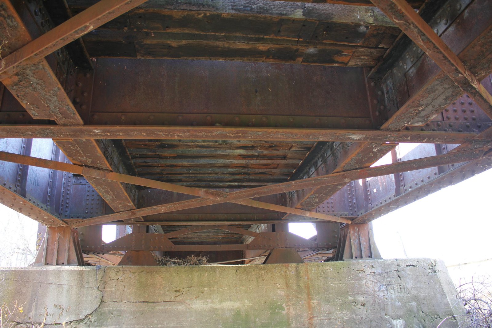 Floor details, east approach